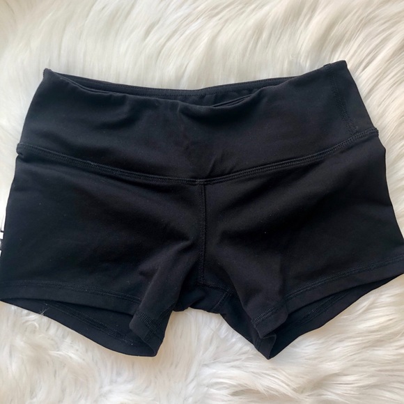 NWOT Rogue WOD Gear Booty Shorts - Picture 2 of 5